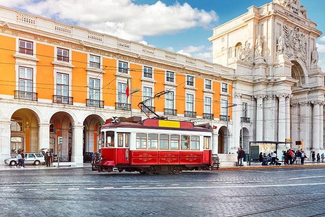Best of Lisbon City Highlights Private Tour - Lisbon Cathedral stops: several viewpoints, no long ticket lines