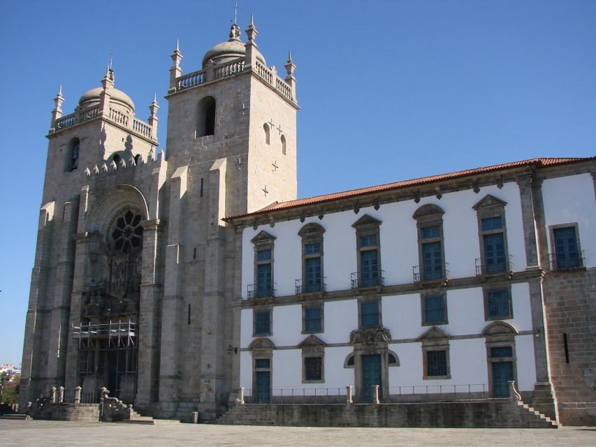 Best of Porto Guided Tour: Cruise & Wine Tasting - Foz do Douro Free Time: Seaside Views and Castelo do Queijo