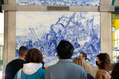 Best of Porto Walking Private Guided Tour - Stop 1: São Bento Railway Station and Its Azulejos in Context