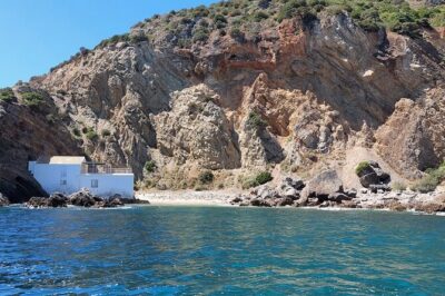 Boat Trip to Secret Bays and Beaches with Snorkeling - Getting There: Blue Coast Tours Sesimbra and a Smooth Start