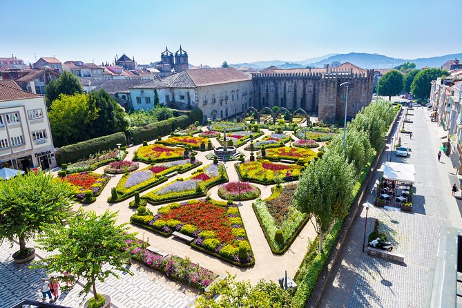 Braga and Guimarães Full Day Private Tour from Porto - Rua Nossa Senhora da Penha: The King’s baptism stop that surprises people