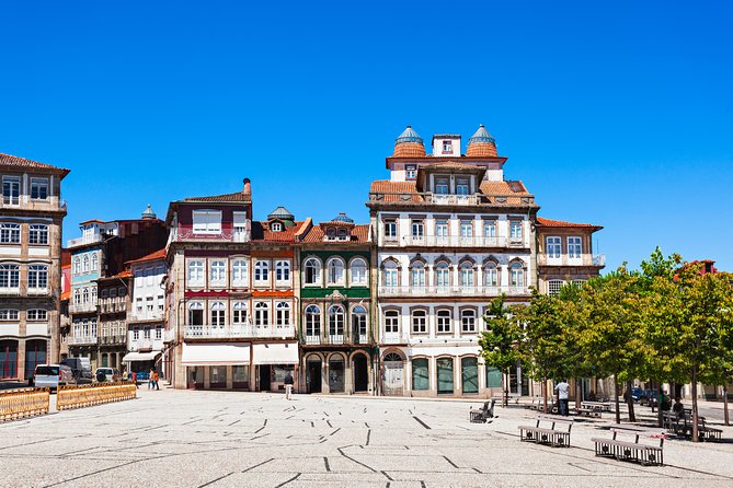 Braga and Guimarães Full Day Private Tour from Porto - Santiago Square lunch time: Watch the city, not your schedule