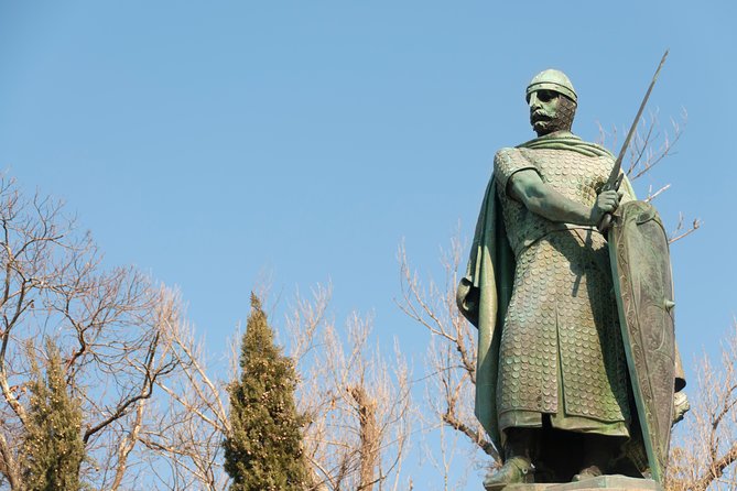 Braga and Guimarães Full Day Private Tour from Porto - Braga’s República Square and the medieval-to-18th-century walk