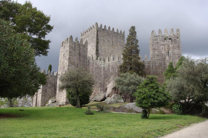 Braga & Guimarães Small Group Tour: Lunch & All Tickets Included - First Stop: Bom Jesus do Monte and Its Staircase Theater