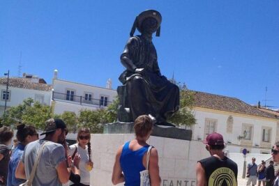 Brodie's Historical and Fun Lagos Walking Tour - Meet Brodie at JAH SHAKA SURF SHOP for an easy start