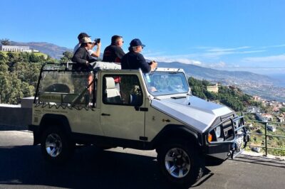 CABO GIRÃO (Half Day tour/3h) / Private Classic Car (4L). - Entering the day: pickup and the Renault 4L reality check