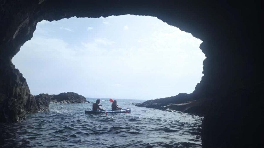 Calheta Kayak Tour - Your two route choices: Zimbralinho Beach caves vs Cal Islet