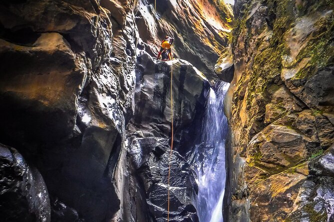 Canyoning in Salto do Cabrito (Sao Miguel - Azores) - Getting to Salto do Cabrito: Location and Timing That Actually Helps