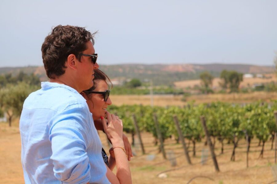 Carvoeiro/Portimão/Alvor: Wine Tour w/ Tasting, Tapas, Music - Live Portuguese Music: The Part That Makes It Feel Different