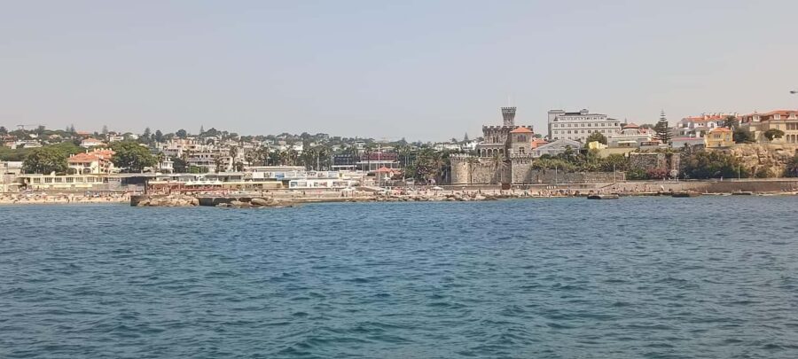 Cascais Coastal Secrets: 90-Minute Cruise with Free Drinks - Boca do Inferno and the Lighthouses: The Wild Cliffs Part