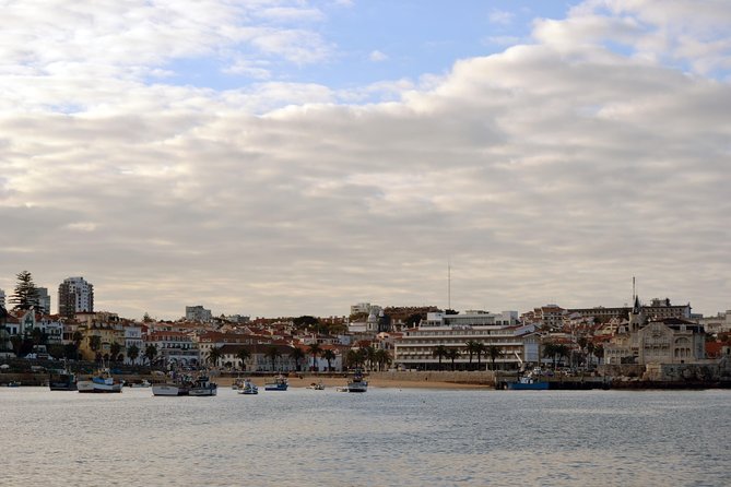 Cascais Private Sailing Cruise with a drink - Half day/full day - Drinks onboard: what you get, what you can add, and how to plan