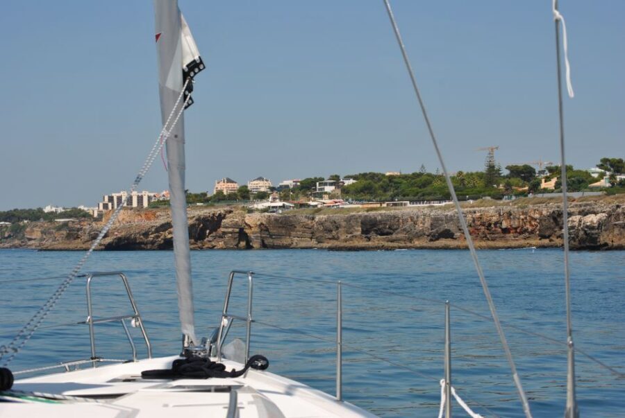 Cascais: Sailing Tour with Drink - Entering The Day: Finding Marina de Cascais and Pontoon L