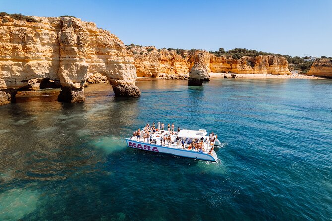 Catamaran Cruise: Caves and Coastline to Benagil - The swim break: how to enjoy the ocean time without stress