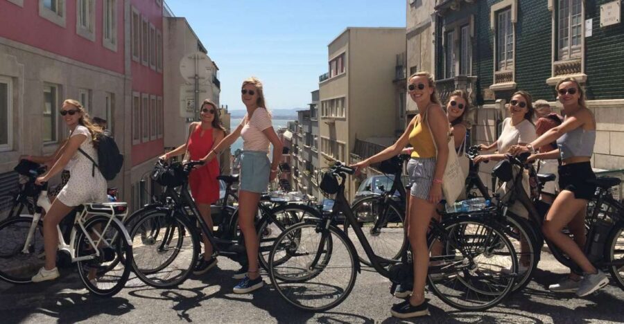 Central Lisbon 3-Hour Guided E-Bike Tour - Near Bairro Alto: A Romantic Park and a Better Look at the City’s Mood