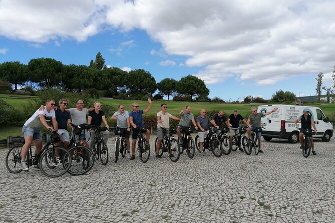 Central Lisbon E-Bike Tour - Stop 3: Chiado and Carmo for old streets plus serious shopping