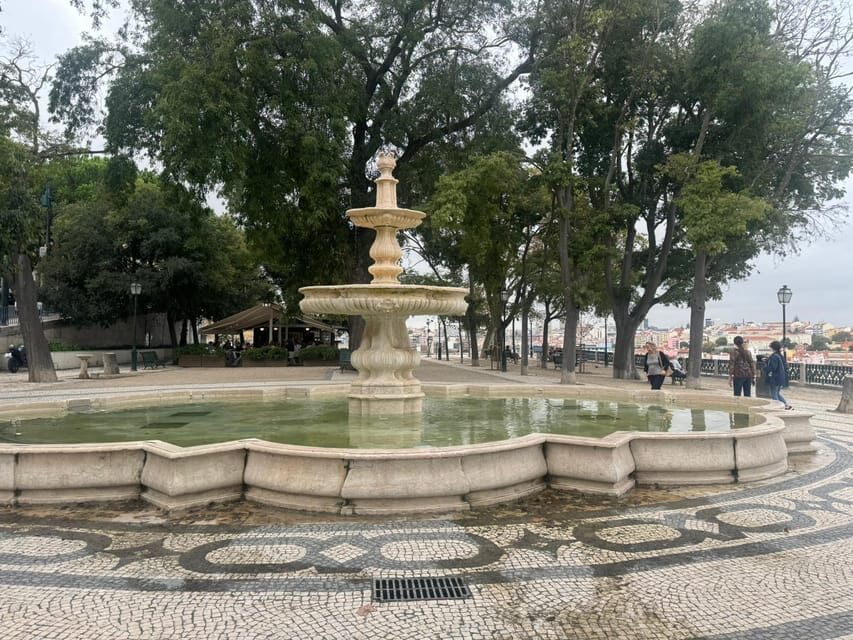 City Highlights Eco Tuk Tours - Graça, Portas do Sol, and the Chapel of Our Lady of the Mountain