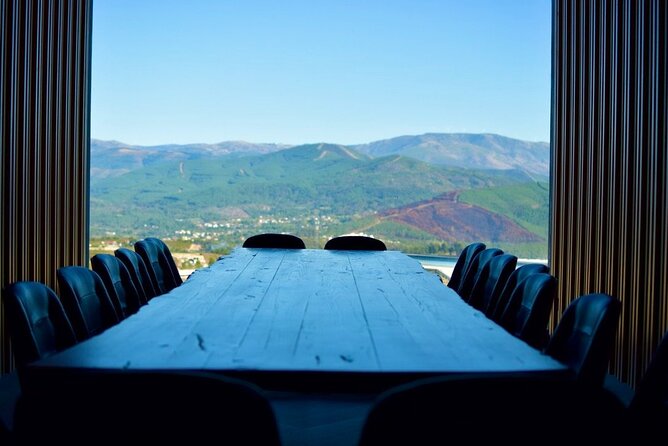 Classic Tasting | Quinta de Santa Cristina Vinho Verde - Before you start: where the tour begins (and why meeting point matters)