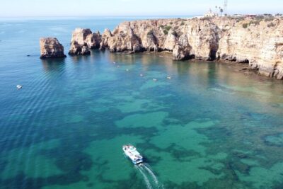 Coast Cruise Trip to Ponta da Piedade from Lagos - Getting on board at Lagos Train Station (and not wasting time)