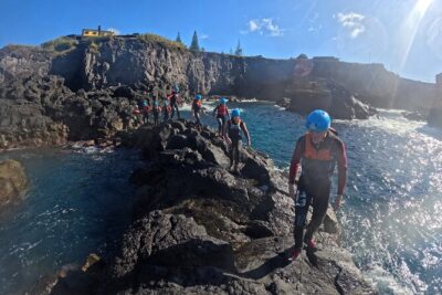 Coasteering in Caloura (Sao Miguel - Azores) - The 3-hour flow: what your afternoon looks like