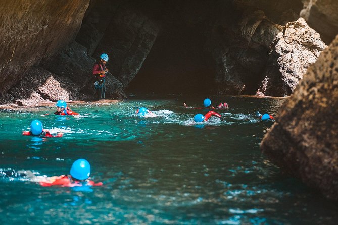 Coasteering in the Arrabida Natural Park (Lisbon region) - Safety, Gear, and the Guides’ Real Job (Names You’ll Hear)