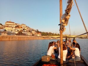 Coimbra: Barca Serrana Traditional Boat Trip - Where to meet: Dr Manuel Braga Parque, first staircase