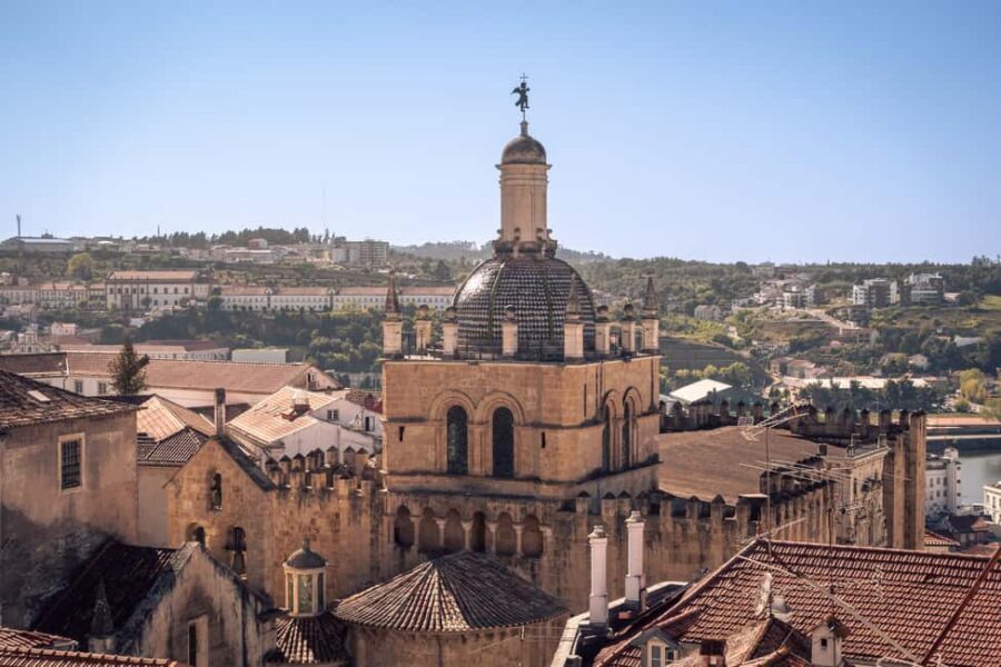 Coimbra: Private & Flexible Walking Tour in Historic Center - Why a self-paced Coimbra walk works so well with Walkbox