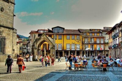 Cultural Route - Braga & Guimarães - from Porto - Guimarães Castle: guided time where the story sticks