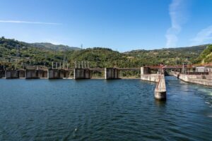 Day Cruise from Porto to Pinhão with Breakfast and Lunch - Breakfast on the river: fuel without slowing down