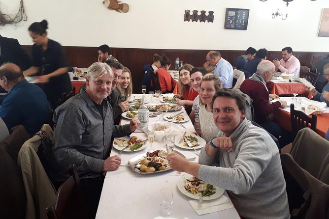 Day trip Lisbon Wine Tasting - Private tour - Lunch at the O Santinhos Stop: Great Food, Your Budget Needs to Include It
