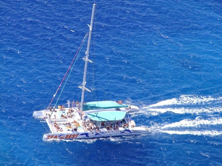 Desertas Islands Full-Day Catamaran Trip from Funchal - Weather, wind, and comfort on a 9-hour catamaran day