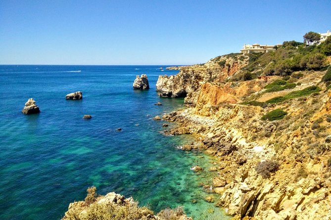 Discover Albufeira in a Tuk Tuk - The cliff route: why the walking stops make the views better