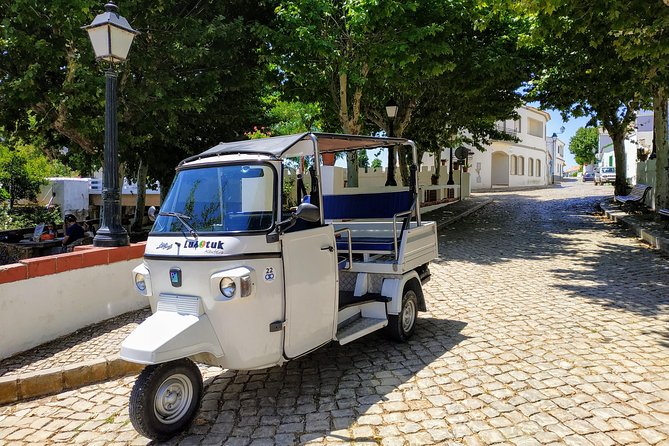 Discover Albufeira in a Tuk Tuk - What to bring: shoes, camera, and the small comfort items that matter