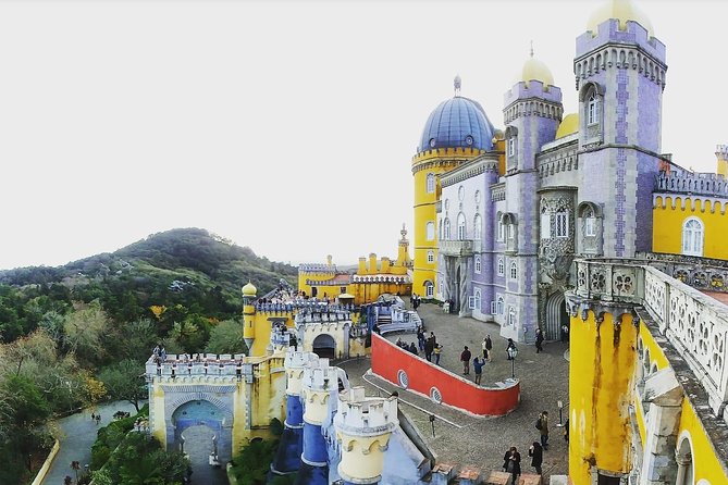 Discover and Feel Sintra's Wonderland - Small Group Tour - A smooth start from Lisbon with A/C and onboard Wi‑Fi