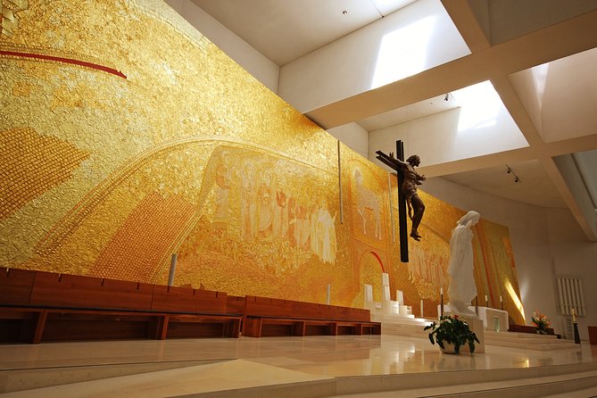 Discover Fátima: Private Pilgrimage Tour from Lisbon - How the guide shapes the whole day (names people highlight)