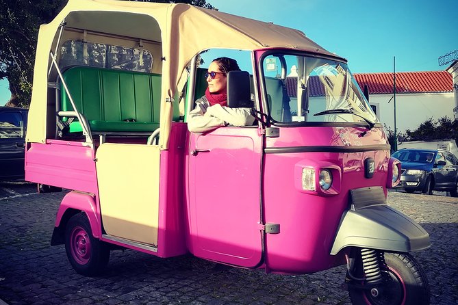 Discover Lisbon by Tuk Tuk Tour - Stop at Lisbon Cathedral: the oldest church in the city