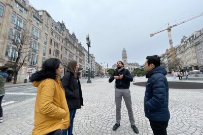 Discover Porto A Private Walking Tour with Authentic Tasting - Avenida dos Aliados: Porto’s civic heart and big city energy