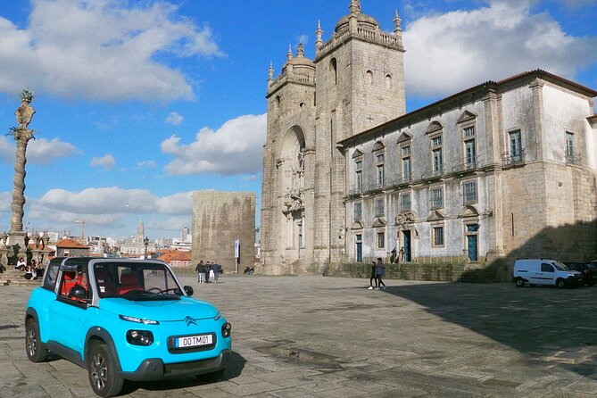 Discovering Porto in an eco-friendly vehicle - Sao Bento Station Tiles by Jorge Colaço: Portugal in Ceramics