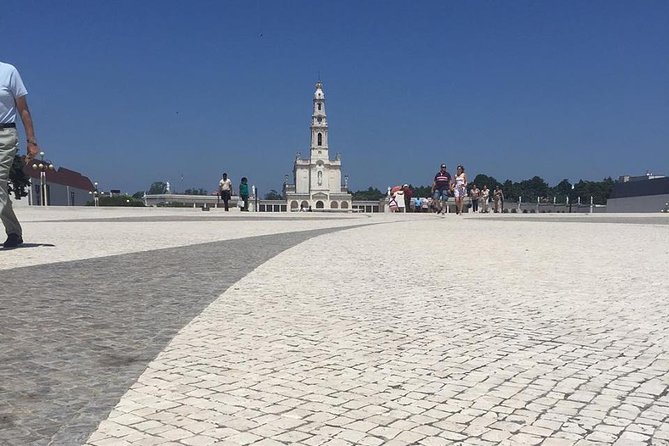Divine Fátima Full Day Private Tour from Lisbon - English Mass timing at 3:30 pm (and why it’s built in)
