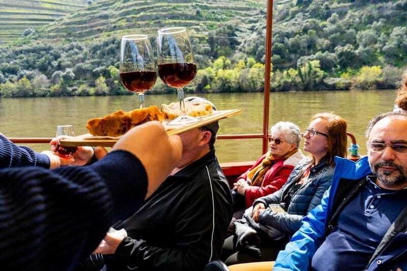 DOURO PREMIUM - Pinhão boat cruise: seeing the Douro from the river