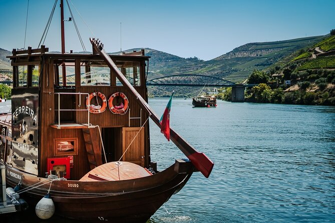 Douro Tour with Wine Tasting, River Cruise and Visit to Lamego - The Guide and the Small-Group Feel
