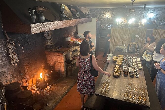 DOURO VALLEY & AMARANTE: Private Tour, Wine Tour and Cruise - Lunch in the Douro: Your Free-Choice Break (So Plan Your Appetite)