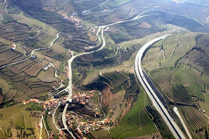 Douro Valley private wine tour | tastings and lunch included - Entering the Douro from Porto: why this route works
