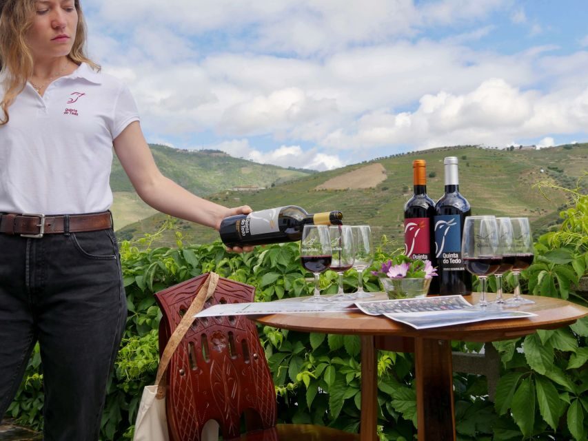 Douro Valley: Winery Tour at Quinta do Tedo and Tastings - The 5-minute shopping stop: what to do with your favorites