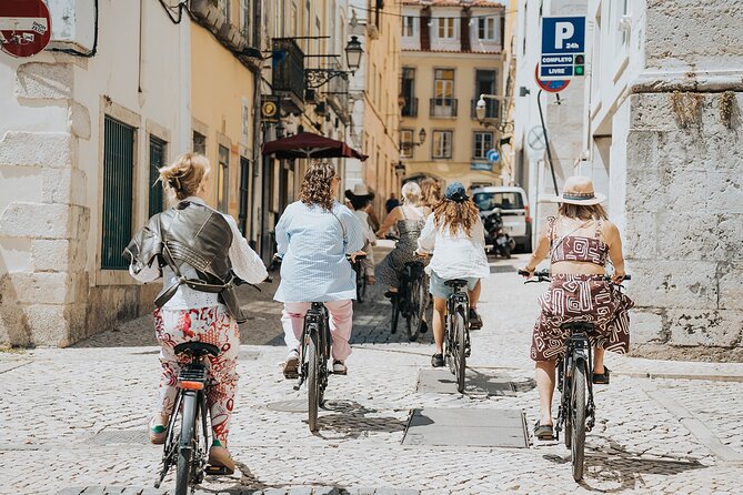 E-bike Tour Lisbon Essential - Senhora do Monte Viewpoint: The City Opens Up