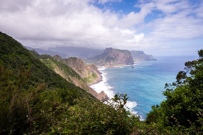 East Madeira 4x4 Jeep Tour with Local Guide - Porto da Cruz and rum: Engenhos do Norte plus a real tasting stop