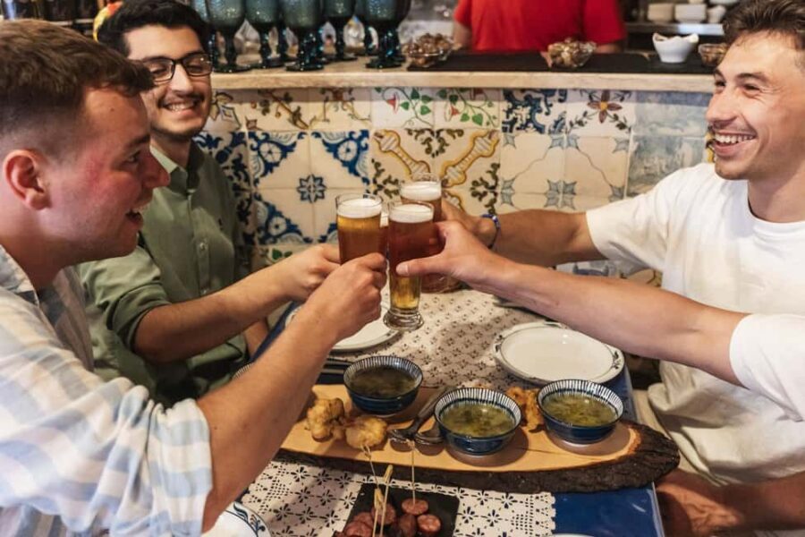 Eat & Walk Through Lisbon: A Local Food & Wine Experience - Finishing at Praça dos Restauradores: where the tour naturally hands you the rest of the night