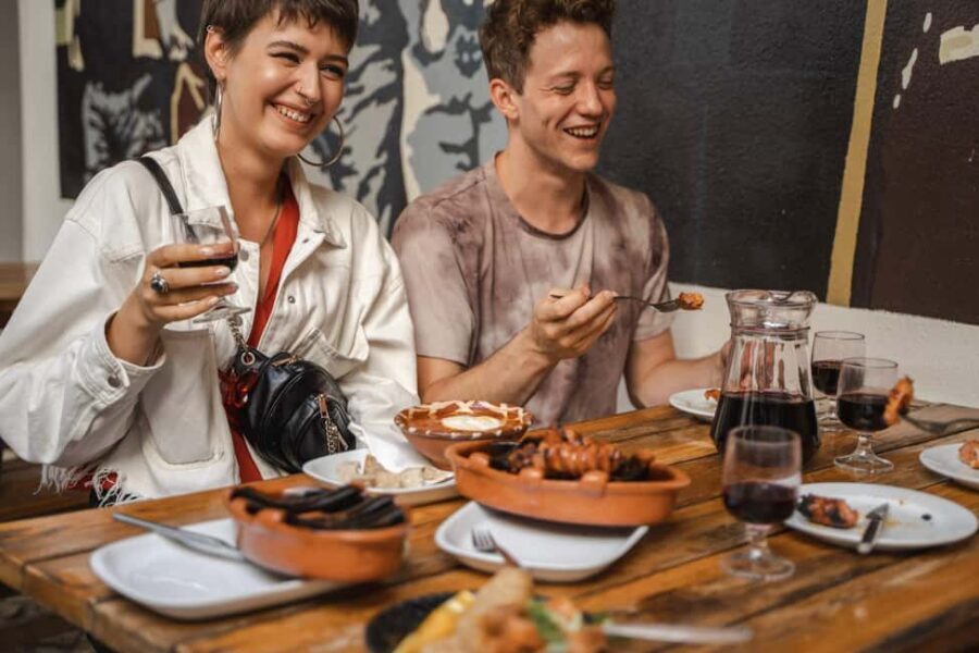 Eat & Walk Through Lisbon: A Local Food & Wine Experience - Meeting at Supremo Tribunal de Justiça: first, get your bearings