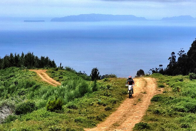 Enduro Dirt-Bike Tour - From Caniço to Dirt in About 10 Minutes: How the Day Flows