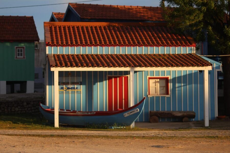 Escaroupim: 1 hour boat trip, guided tour - Key highlights worth planning for