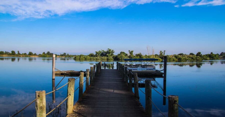 Escaroupim: 1 hour boat trip, guided tour - Price and value: is $15 per person actually a good deal?